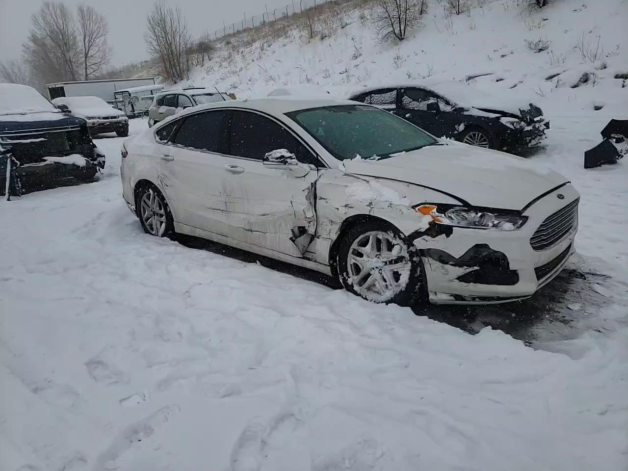 2013 FORD FUSION SE - 3FA6P0HR1DR261173