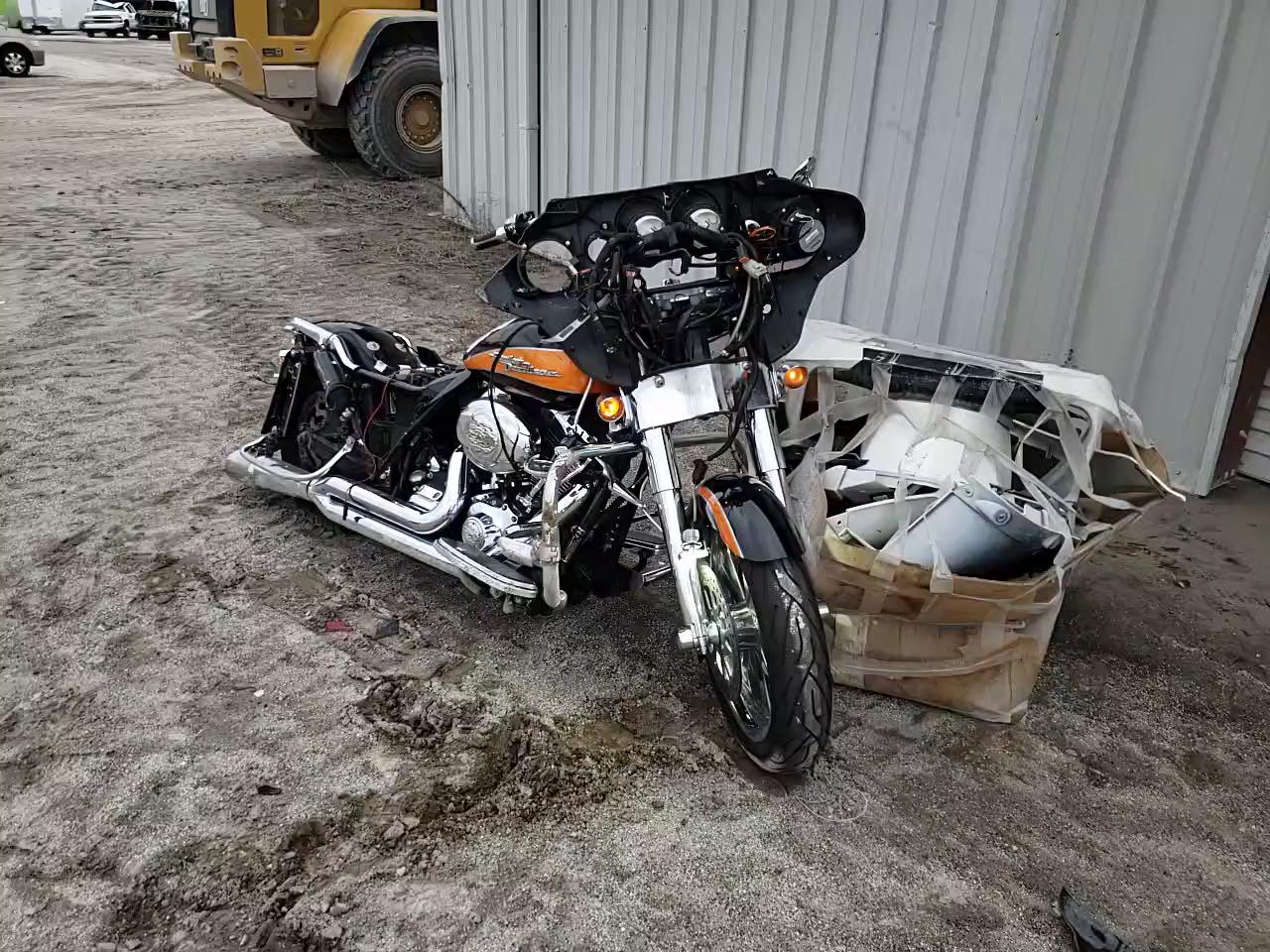 2008 HARLEY-DAVIDSON FLHX 1HD1KB4168Y698493