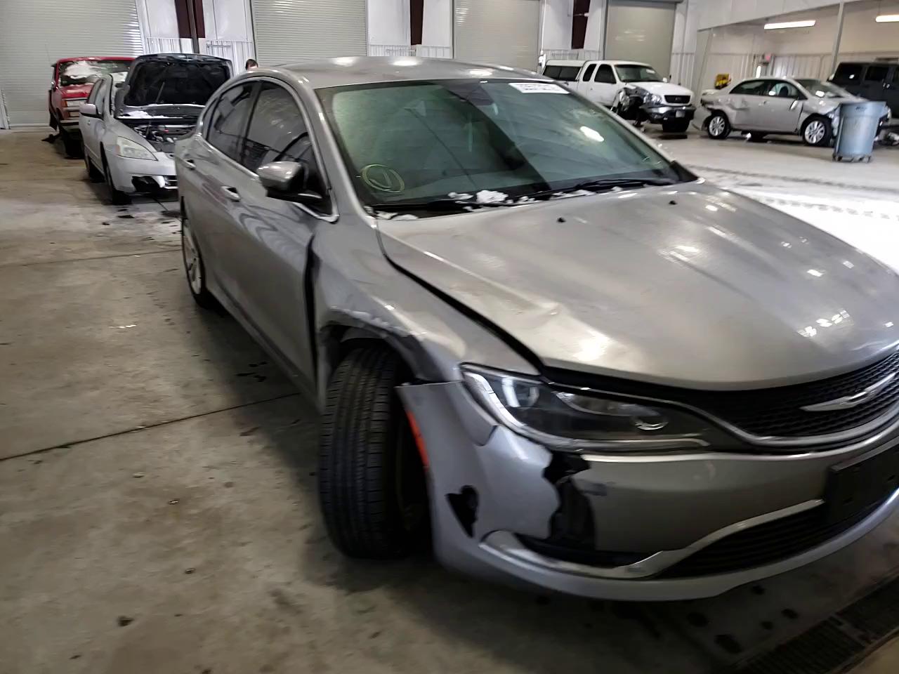 2015 CHRYSLER 200 LIMITE 1C3CCCAB2FN654679