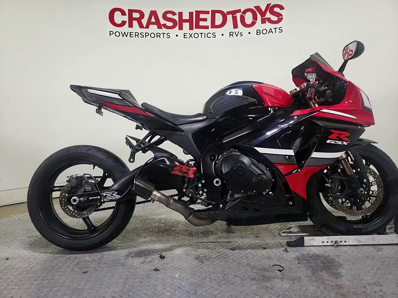 2015 SUZUKI GSX-R1000 JS1GT78A5F2100162