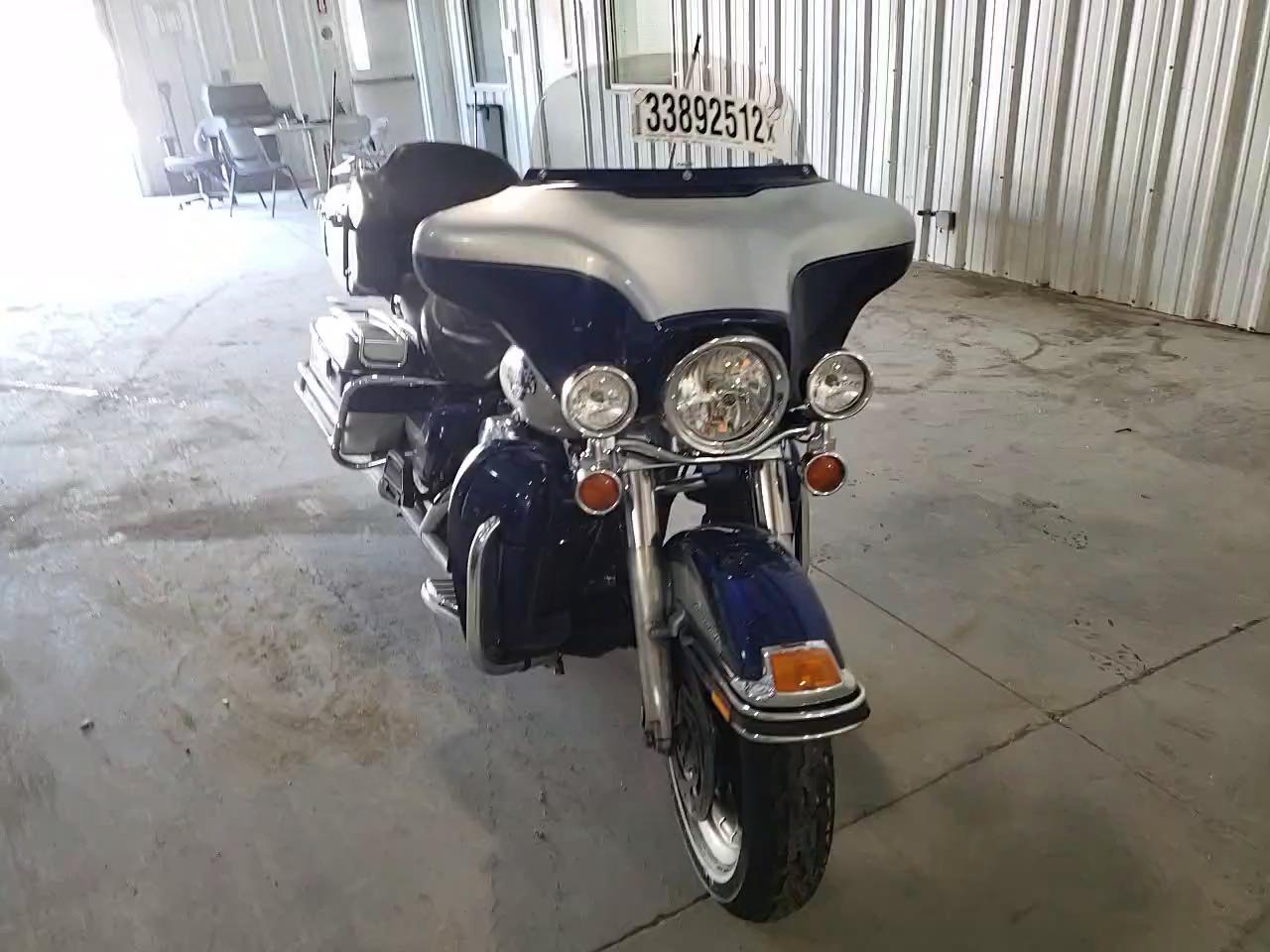 2006 HARLEY-DAVIDSON FLHTCUI 1HD1FCW1X6Y633442