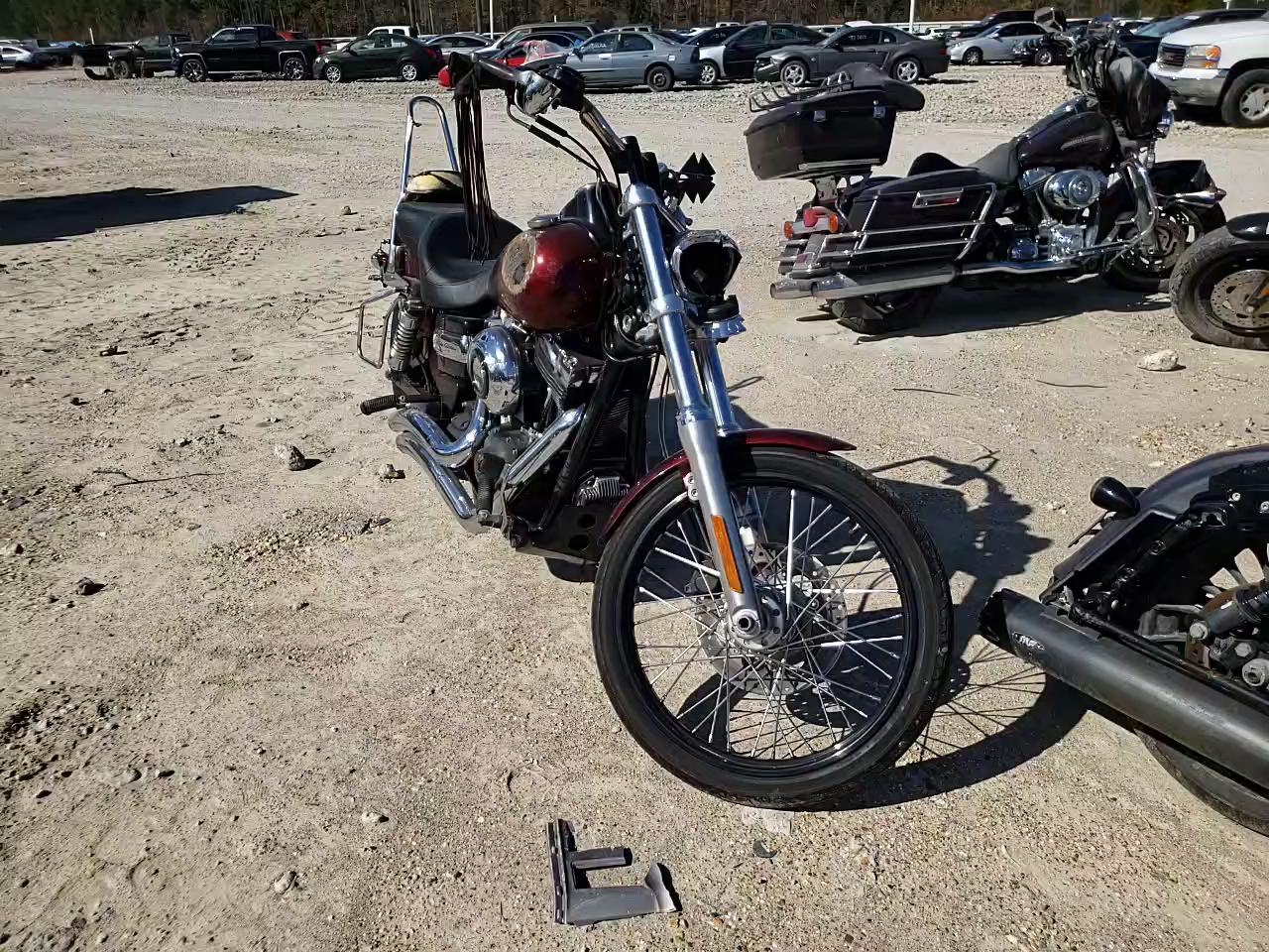 2015 HARLEY-DAVIDSON FXDWG DYNA 1HD1GPM1XFC309458