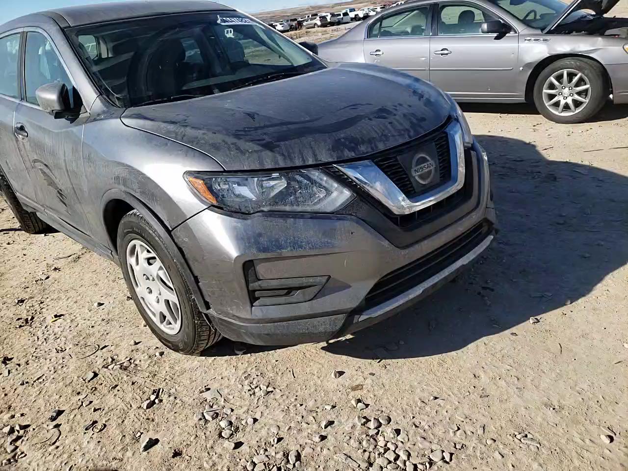 2017 NISSAN ROGUE S - KNMAT2MT8HP575364