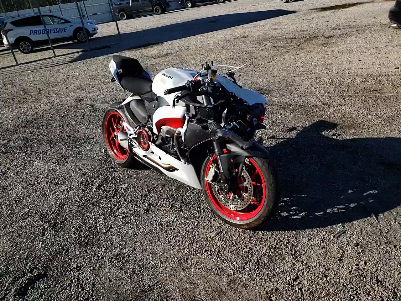 2021 DUCATI PANIGALE V ZDMHAATW6MB003571
