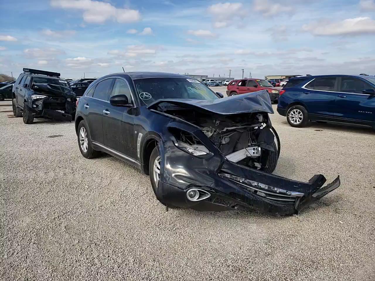 2015 INFINITI QX70 JN8CS1MU3FM381567