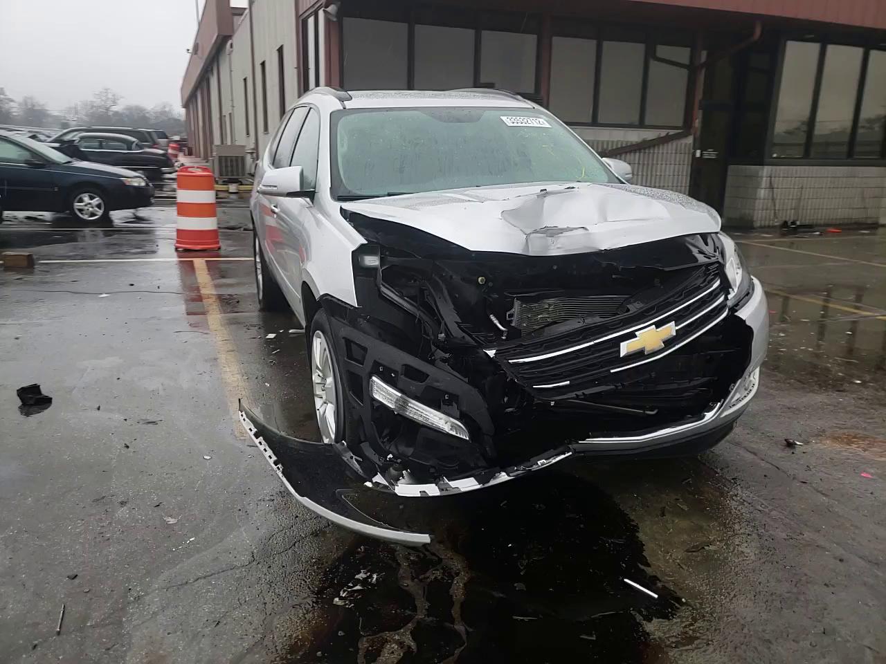 2017 CHEVROLET TRAVERSE L 1GNKRGKD0HJ341872