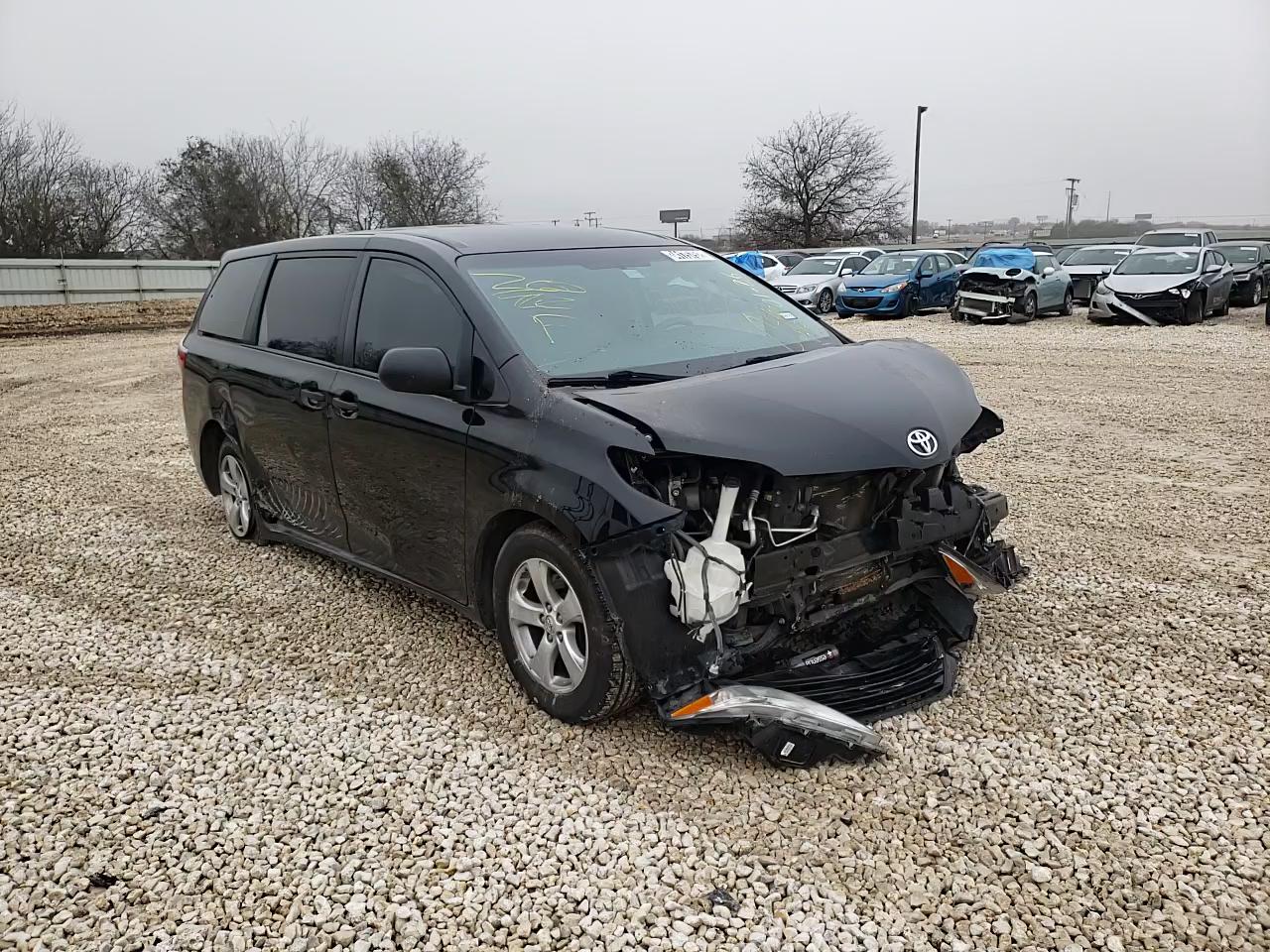 2015 TOYOTA SIENNA L F 5TDZK3DCXFS566695