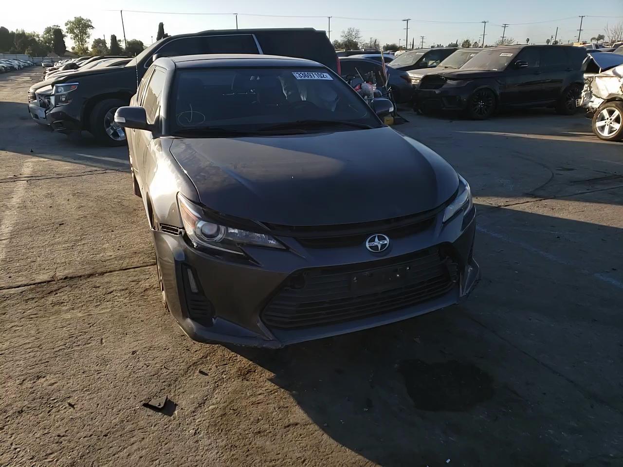 2015 TOYOTA SCION TC JTKJF5C73F3092567