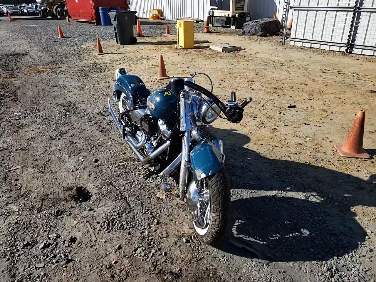 2021 HARLEY-DAVIDSON FLHC 1HD1YAJ14MB015541