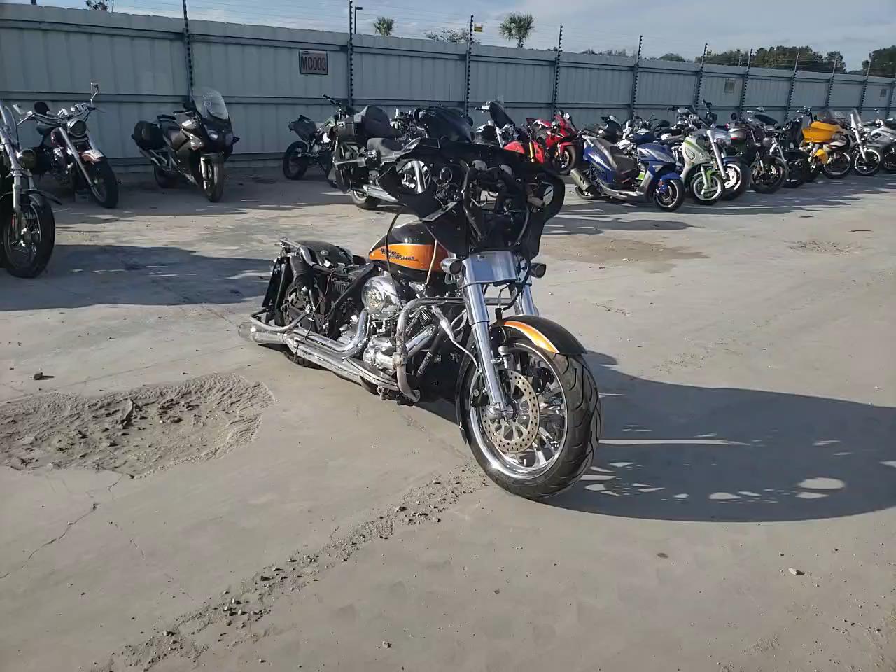 2008 HARLEY-DAVIDSON FLHX 1HD1KB4168Y698493