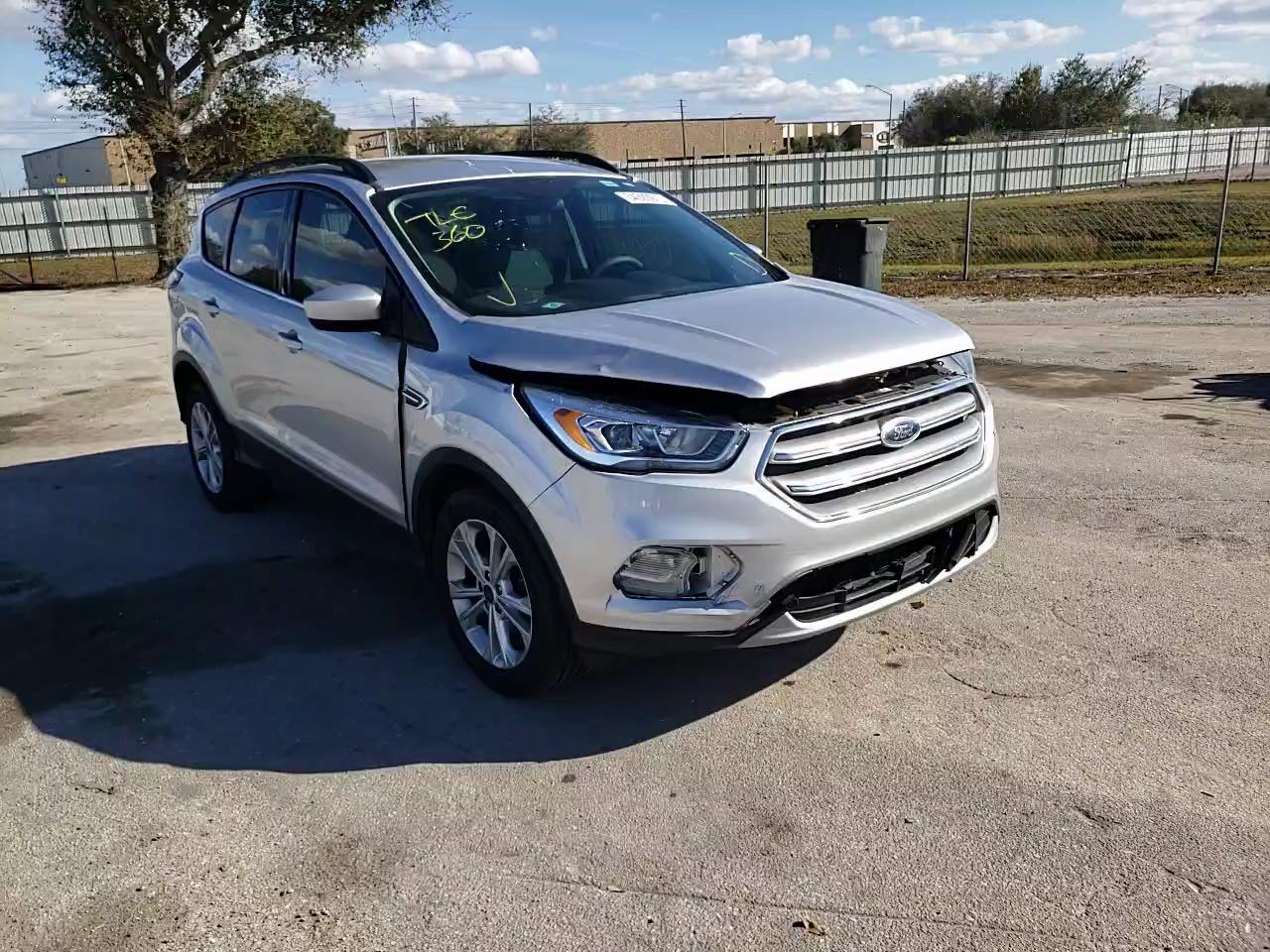 2017 FORD ESCAPE SE 1FMCU0GD0HUC19275