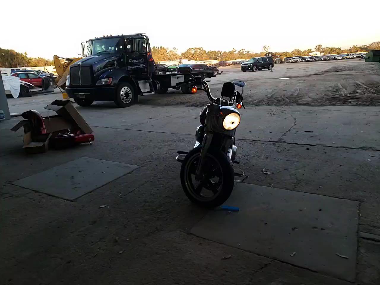 2012 HARLEY-DAVIDSON FLD SWITCH 1HD1GZM10CC335011