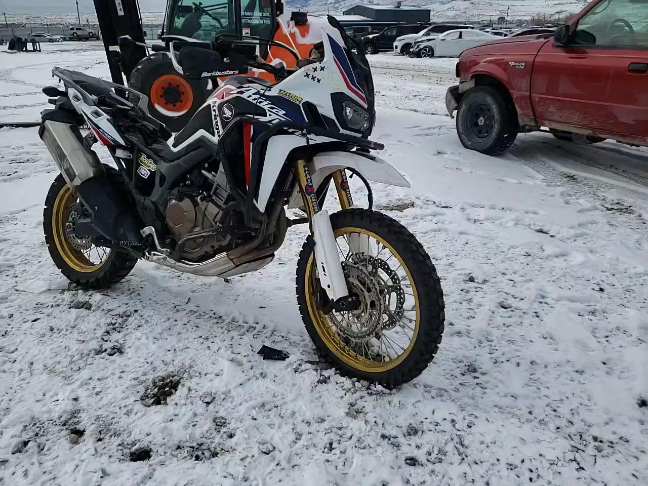 2017 HONDA CRF1000 - JH2SD04G2HK001470