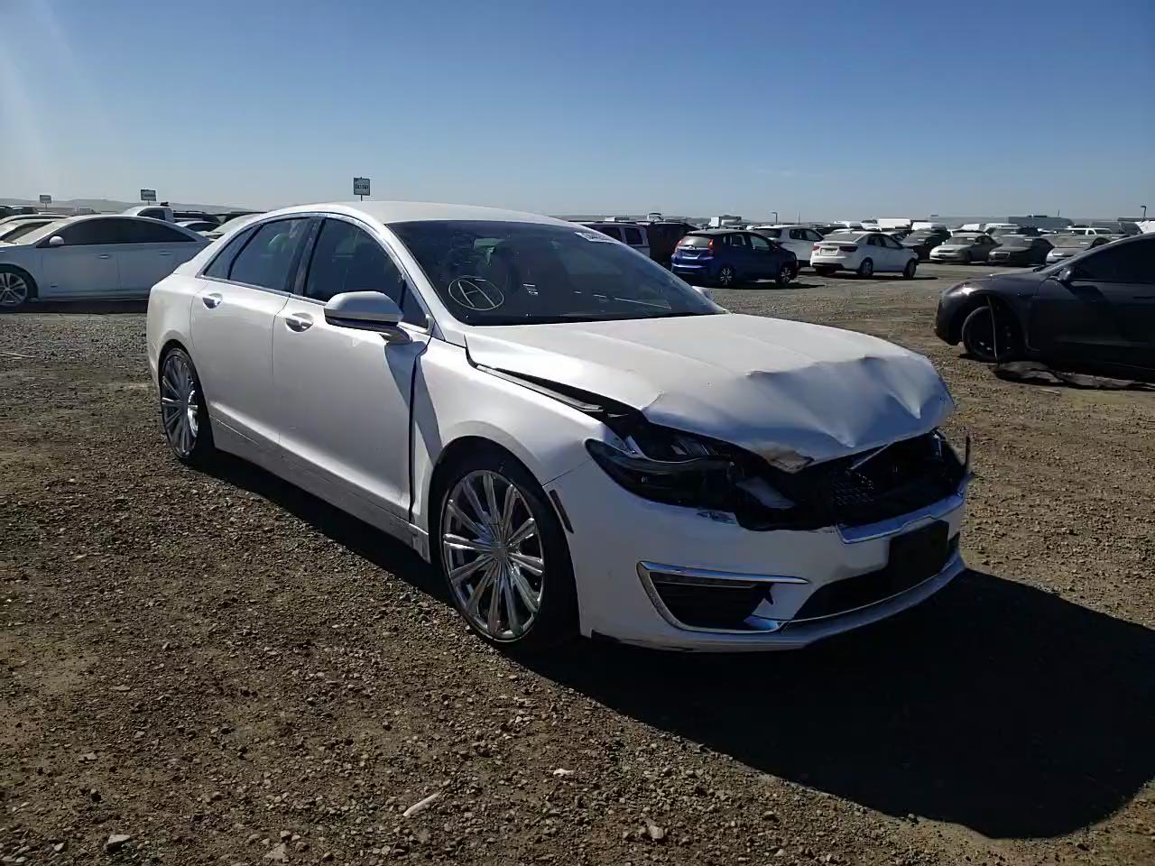 2017 LINCOLN MKZ SELECT 3LN6L5C91HR609825