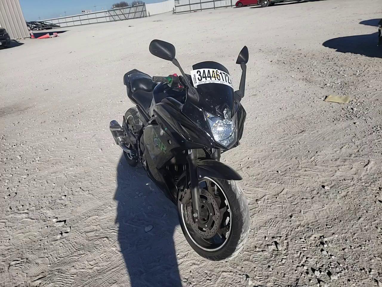 2009 YAMAHA FZ6 R JYARJ18E99A000317