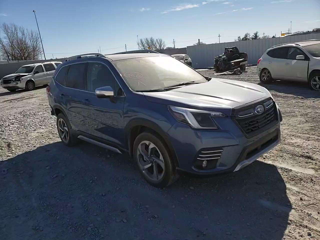 2022 SUBARU FORESTER JF2SKARC2NH407107