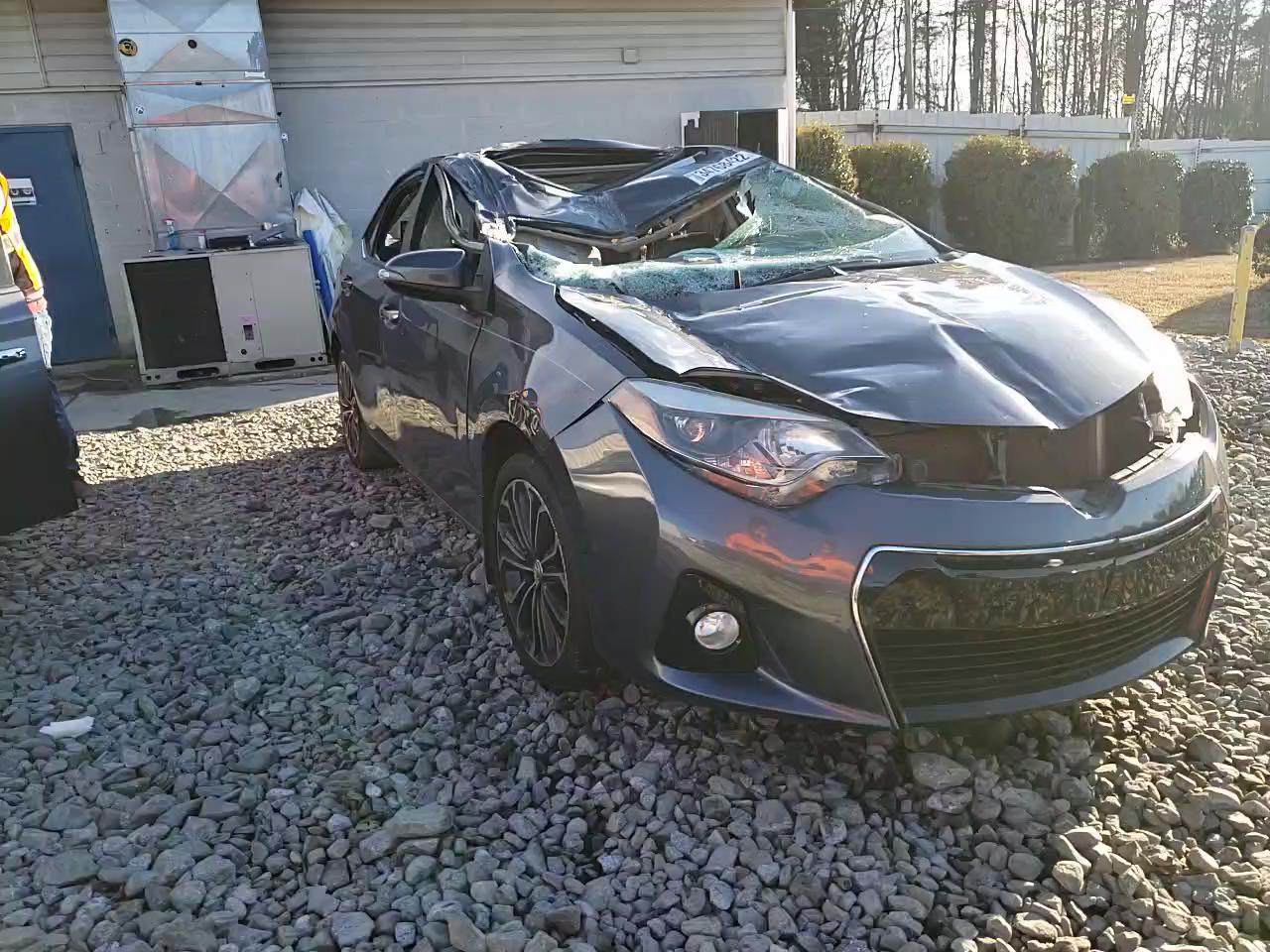 2015 TOYOTA COROLLA L - 5YFBURHE0FP256090