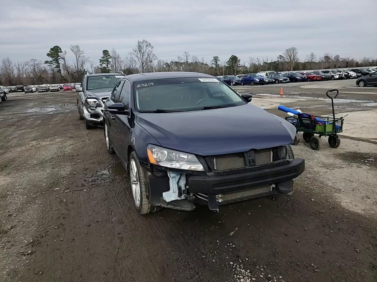2014 VOLKSWAGEN PASSAT SE - 1VWBN7A3XEC052475
