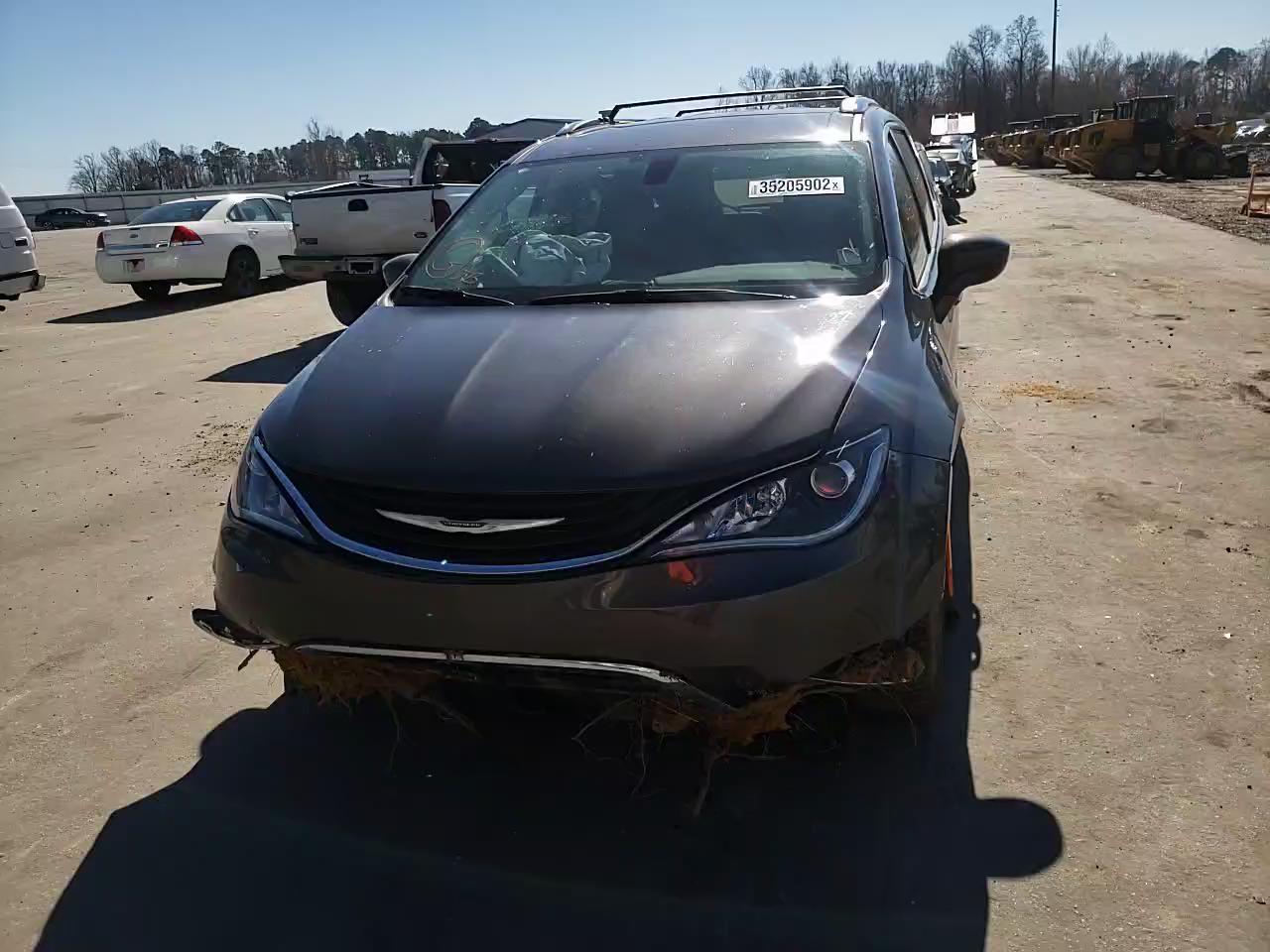 2019 CHRYSLER PACIFICA H 2C4RC1L78KR577686