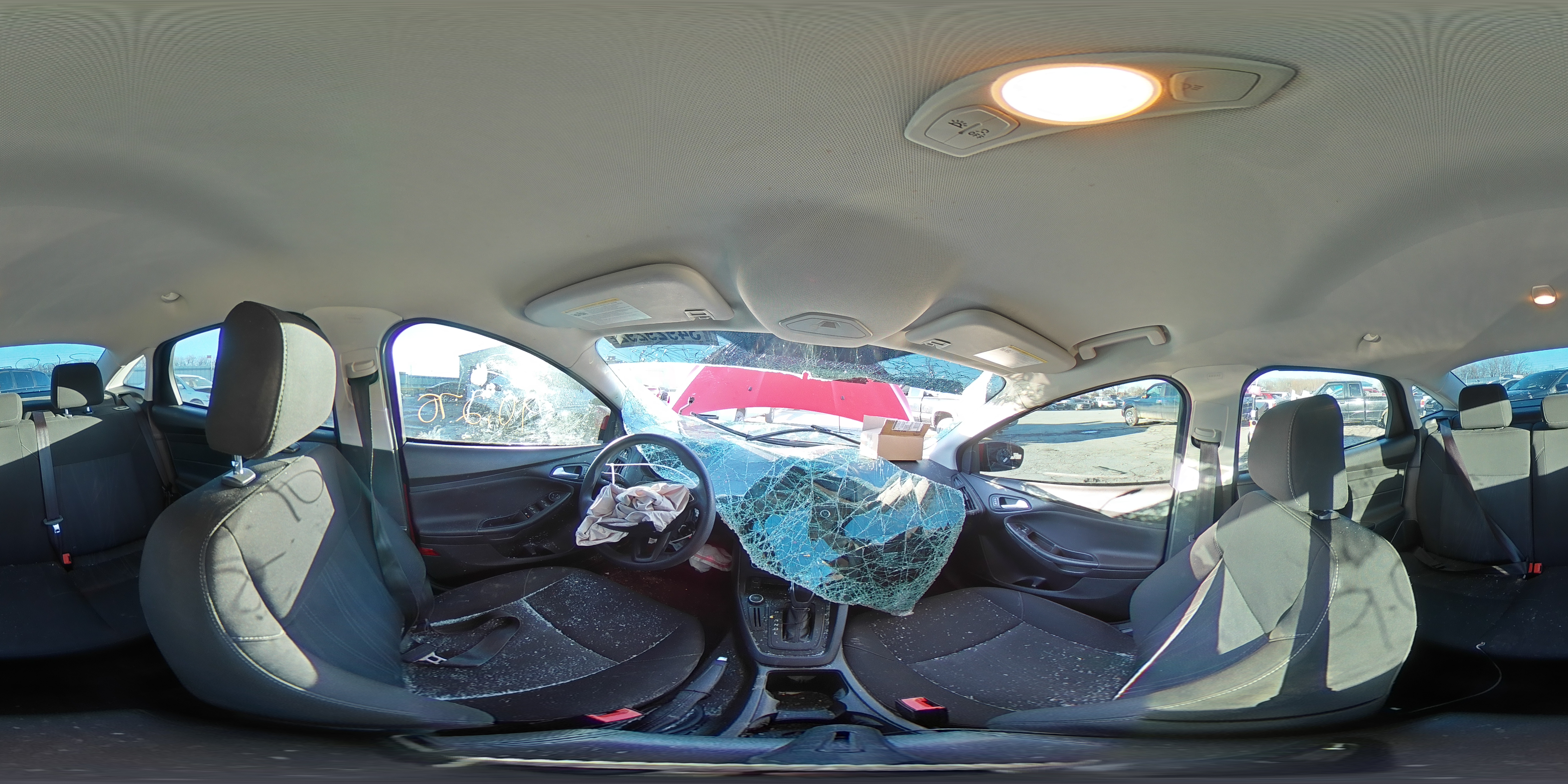 2015 FORD FOCUS SE 1FADP3F24FL335752