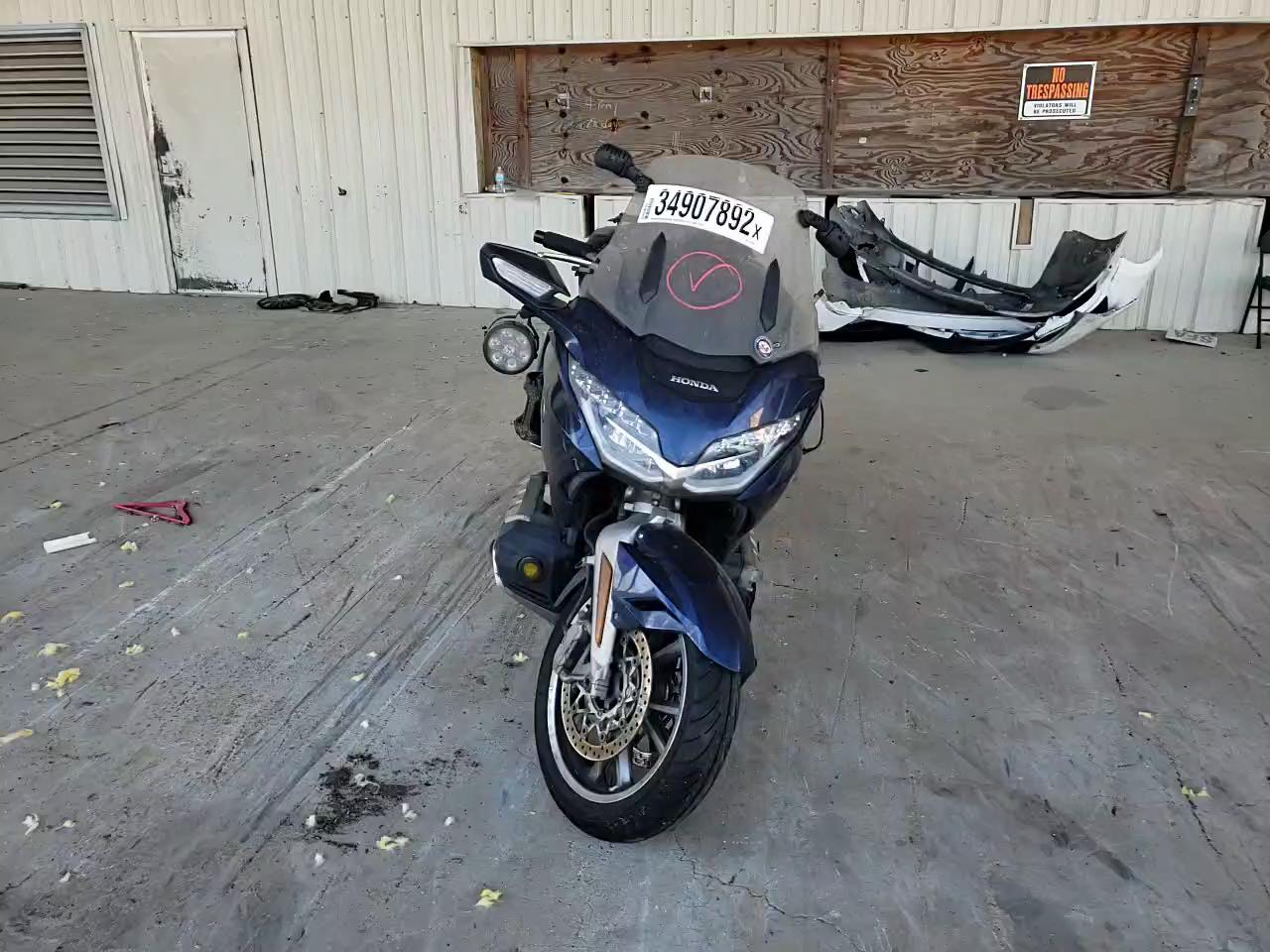 2019 HONDA GL1800 D JH2SC7951KK101568