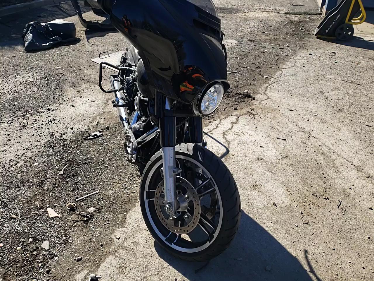 2019 HARLEY-DAVIDSON FLHXS 1HD1KRP15KB626666