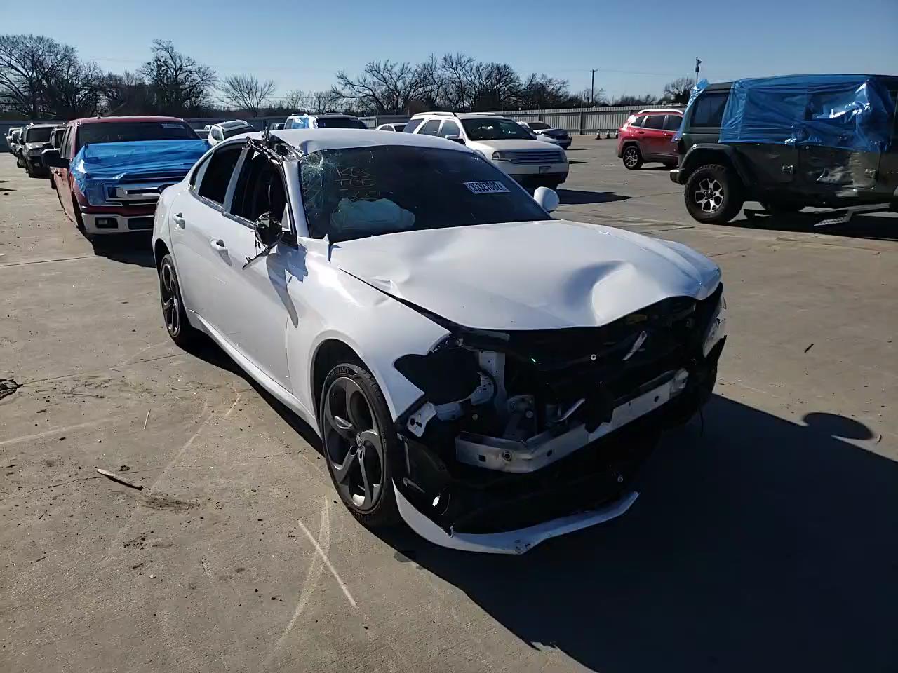 2018 ALFA ROMEO GIULIA Q4 ZARFAEDN8J7589968