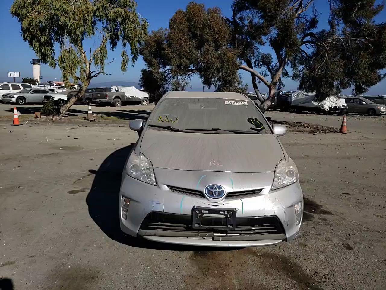 2015 TOYOTA PRIUS JTDKN3DU5F2002316