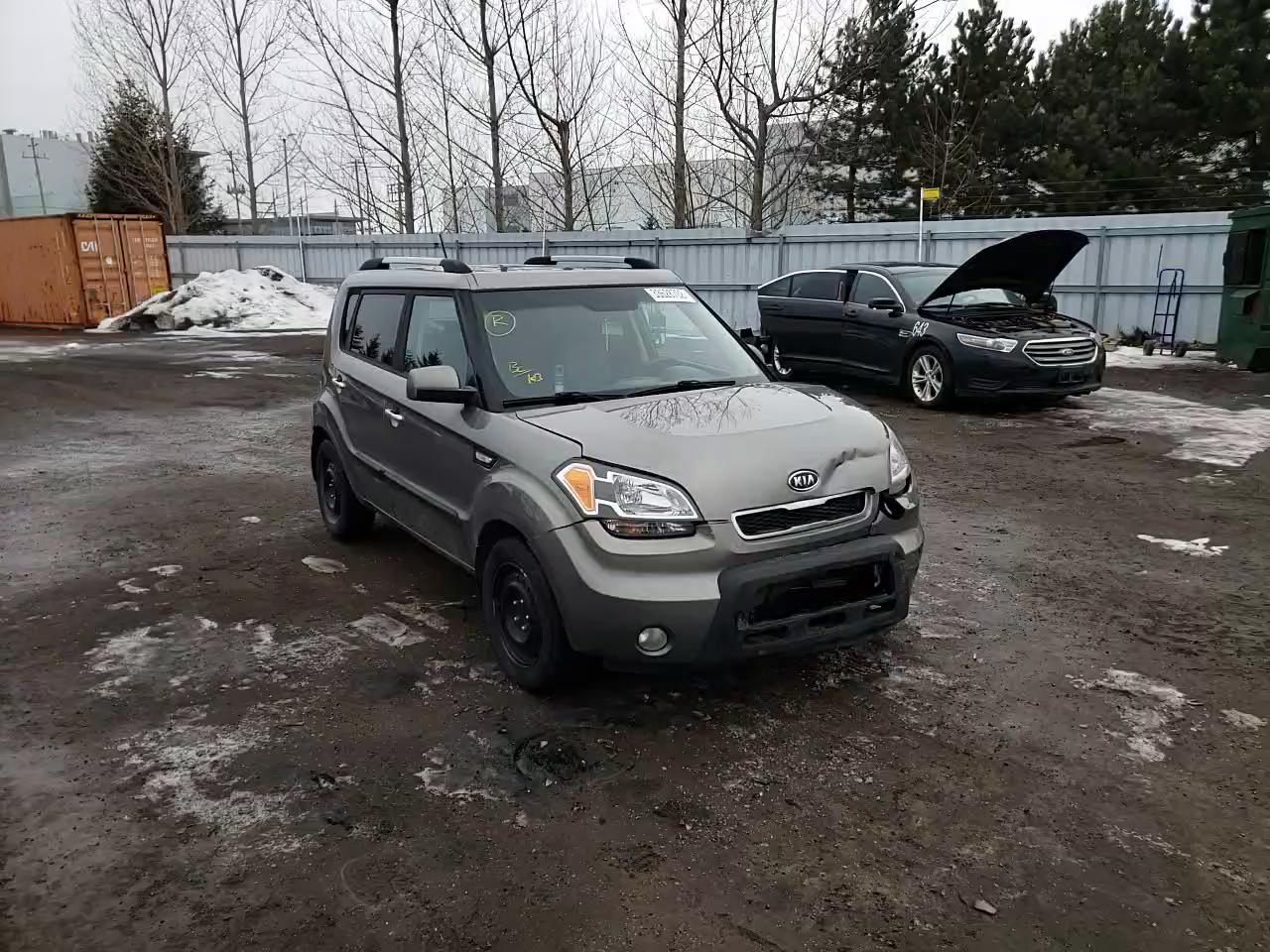 2011 KIA SOUL - KNDJT2A28B7266075