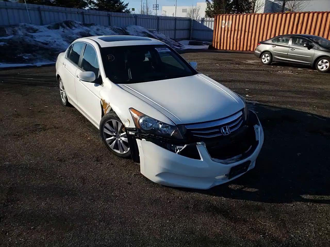 2011 HONDA ACCORD EXL - 1HGCP2F83BA800940