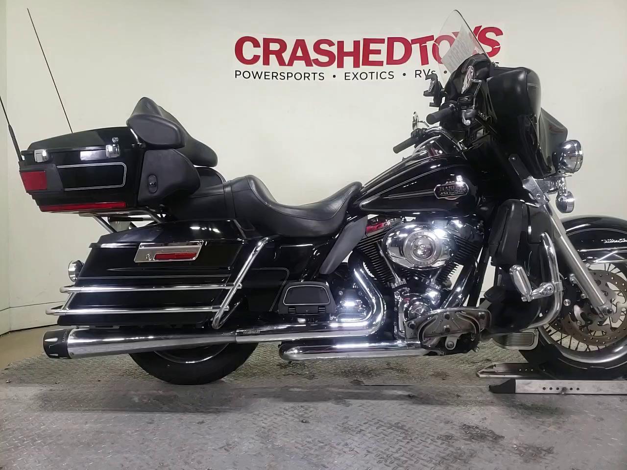 2009 HARLEY-DAVIDSON FLHTCU 1HD1FC4169Y652593