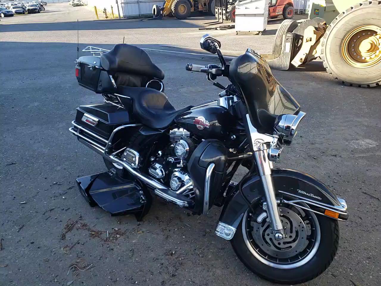 2007 HARLEY-DAVIDSON FLHTCUI 1HD1FC4347Y655474