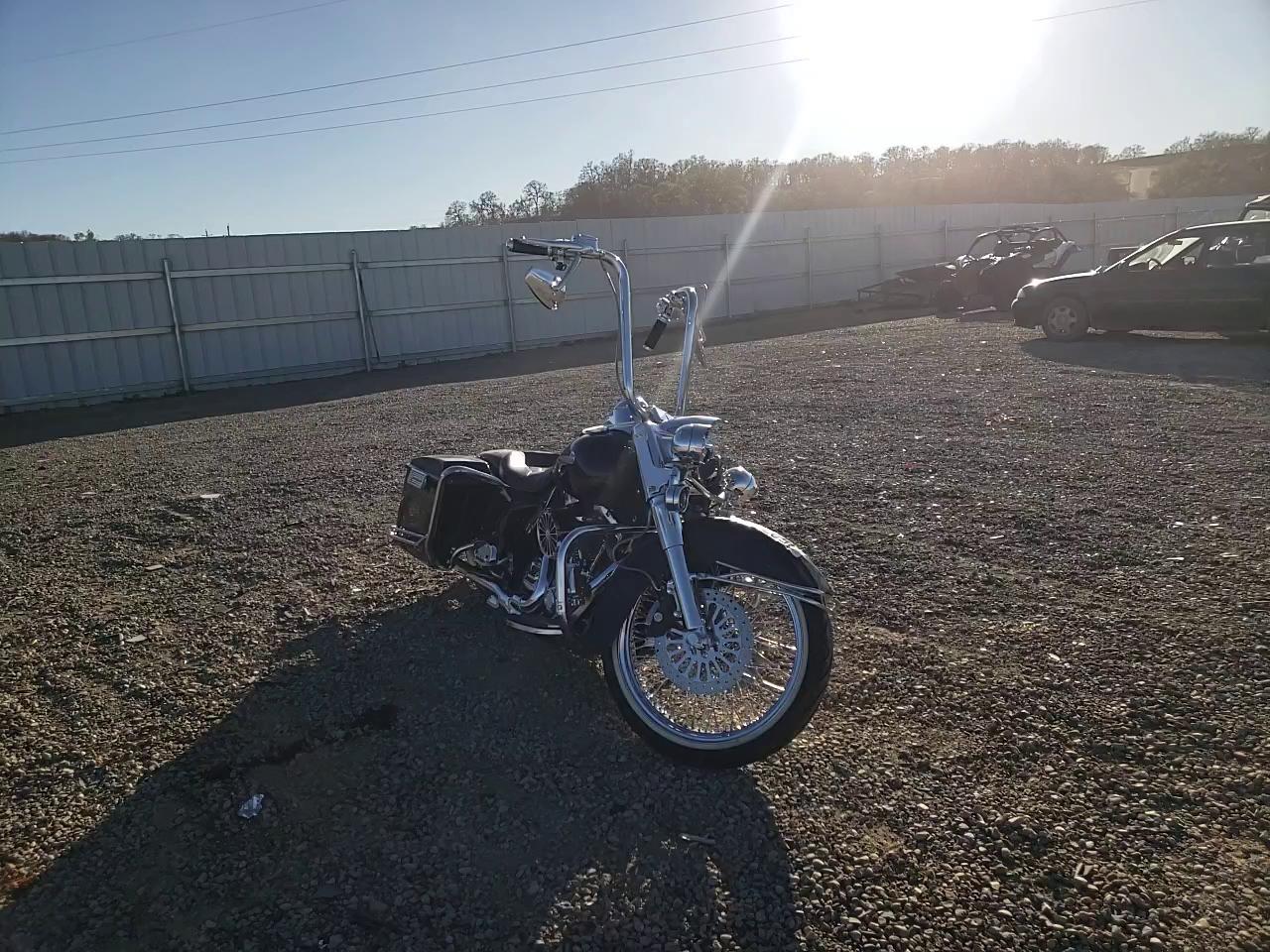 2009 HARLEY-DAVIDSON FLHR 1HD1FB4109Y636657