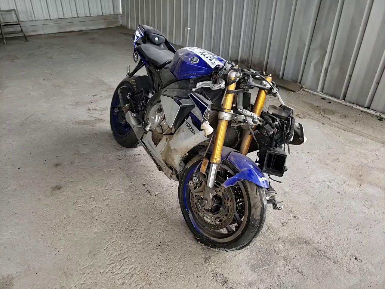 2016 YAMAHA YZFR1 C JYARN39YXGA001160