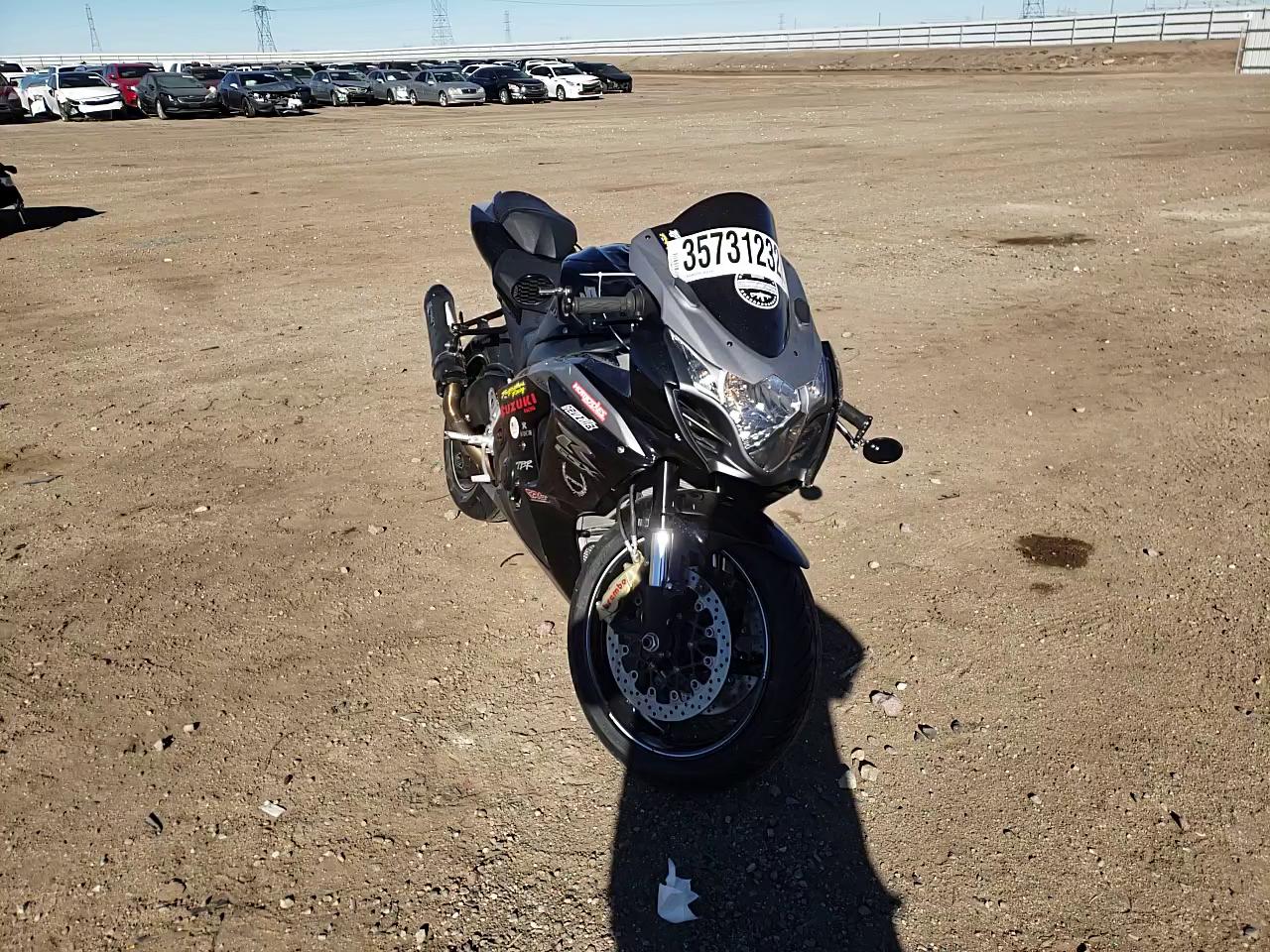 2014 SUZUKI GSX-R1000 JS1GT78A7E2100761
