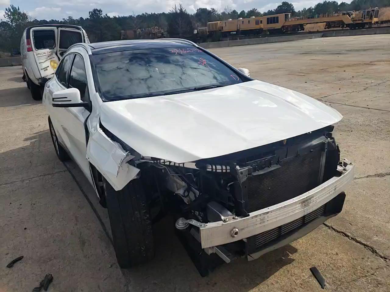 2017 MERCEDES-BENZ GLA250 WDCTG4GB6HJ308765