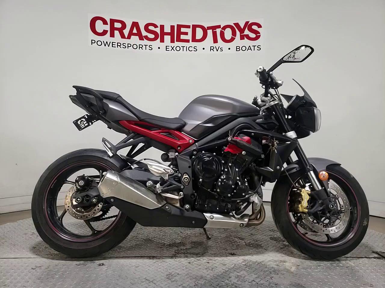 2016 TRIUMPH MOTORCYCLE STREET TRI SMTL03NE0GT724834
