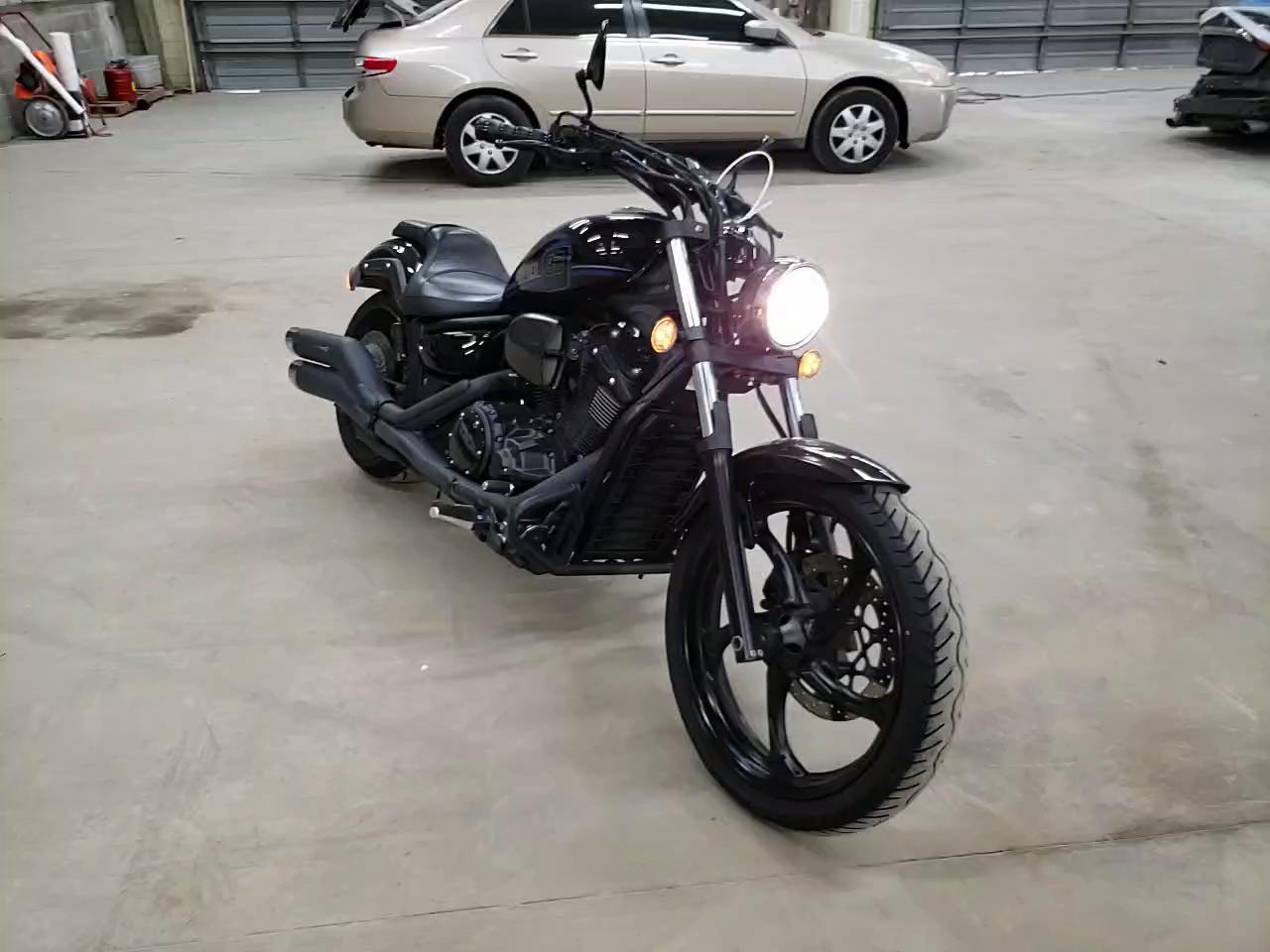 2017 YAMAHA XVS1300 CU JYAVP33E2HA012517