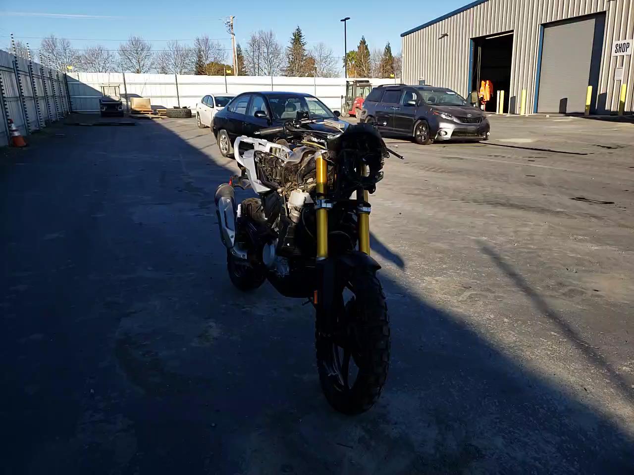 2018 BMW G310 GS WB30G120XJR824877