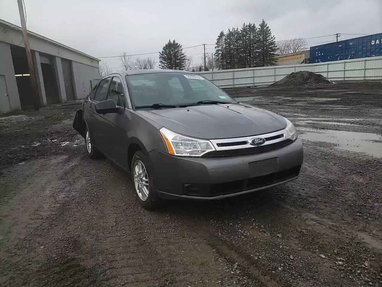 2010 FORD FOCUS SE - 1FAHP3FN3AW106613