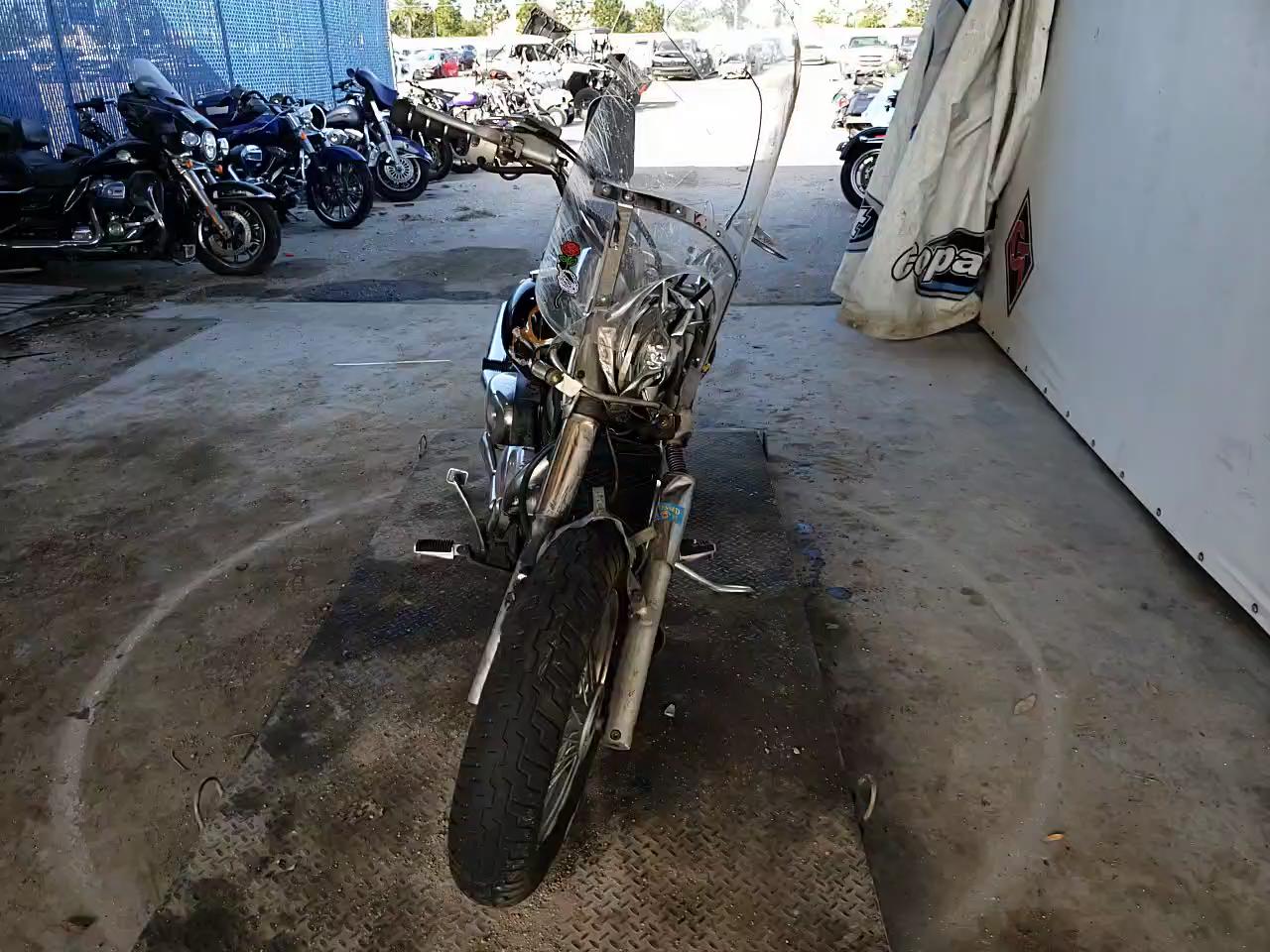 2003 SUZUKI VL800 JS1VS54A832102892