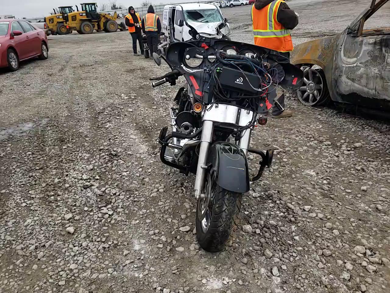 2008 HARLEY-DAVIDSON FLHX 1HD1KB41X8Y698173