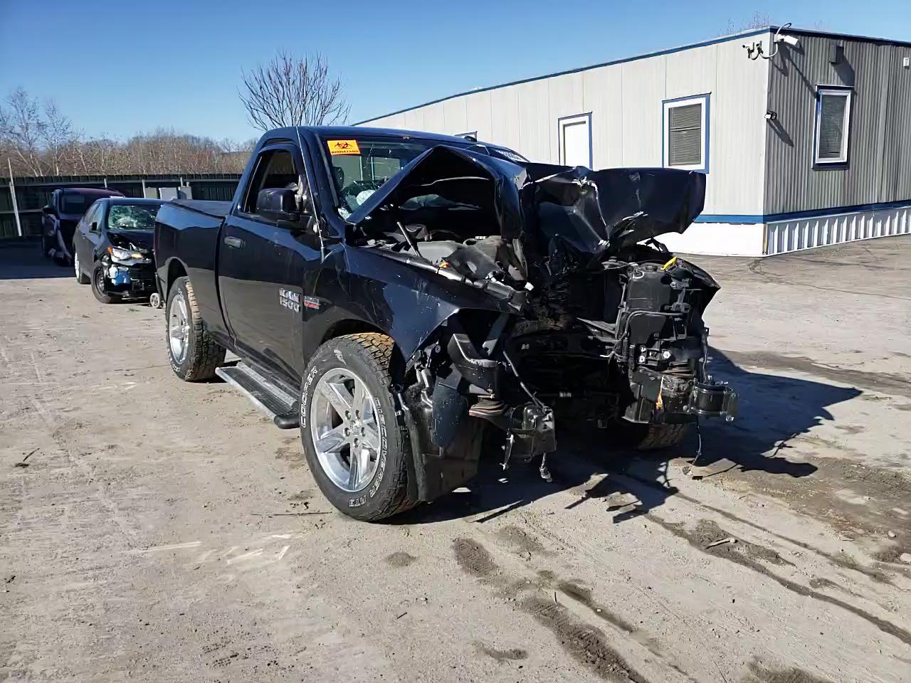 2016 RAM 1500 ST - 3C6JR7ATXGG169564