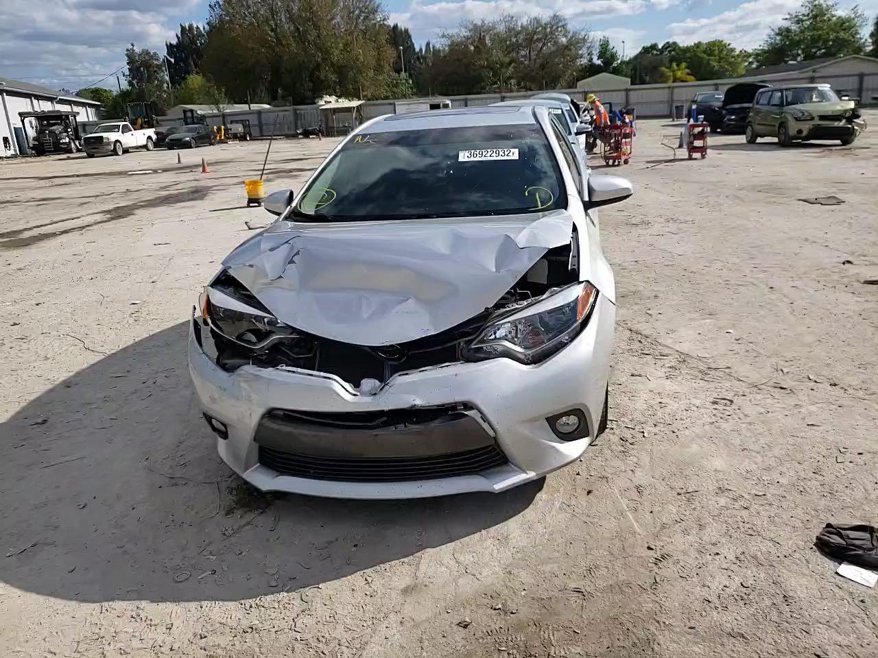 2015 TOYOTA 1 TON 2T1BURHE6FC432303