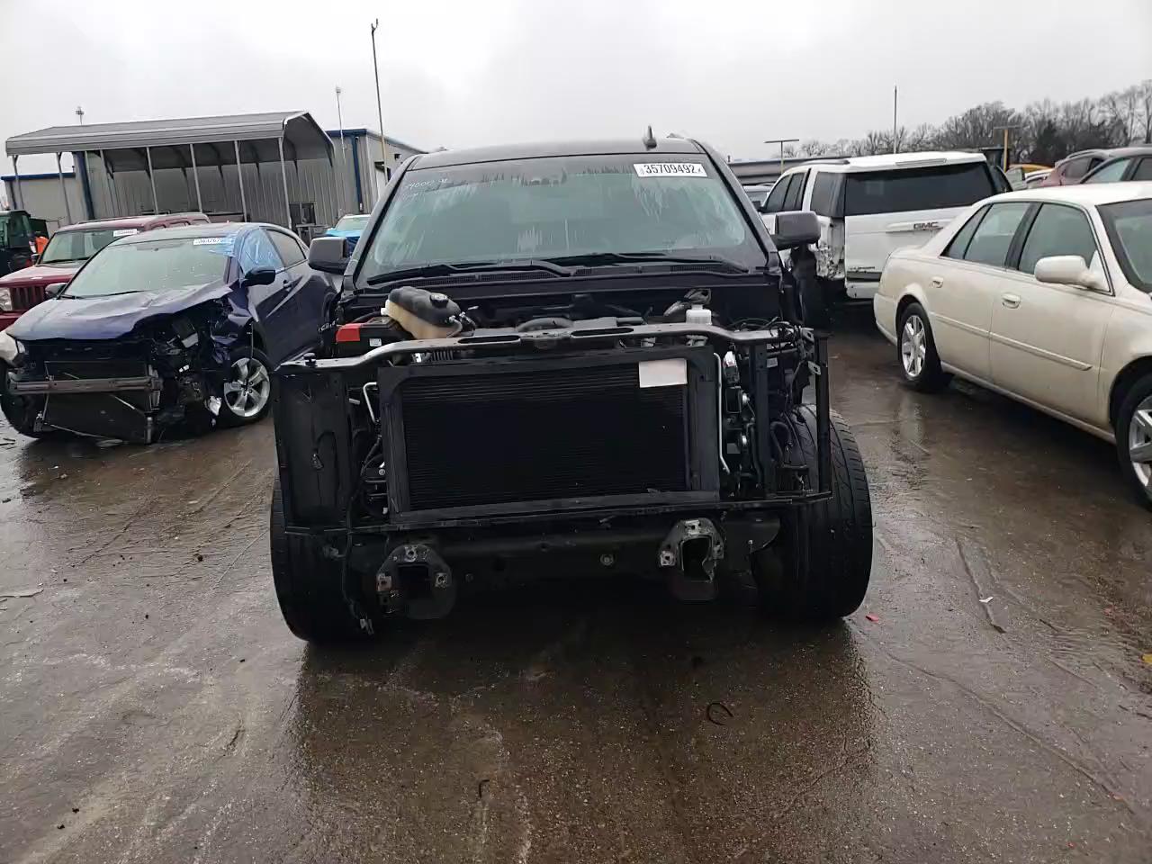 2018 GMC YUKON SLE 1GKS1AKC2JR336561
