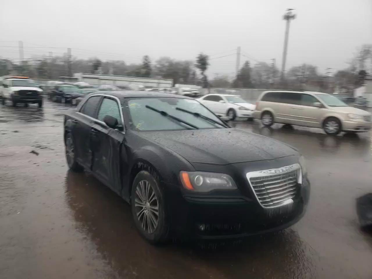 2013 CHRYSLER 300 S - 2C3CCAGG4DH547484