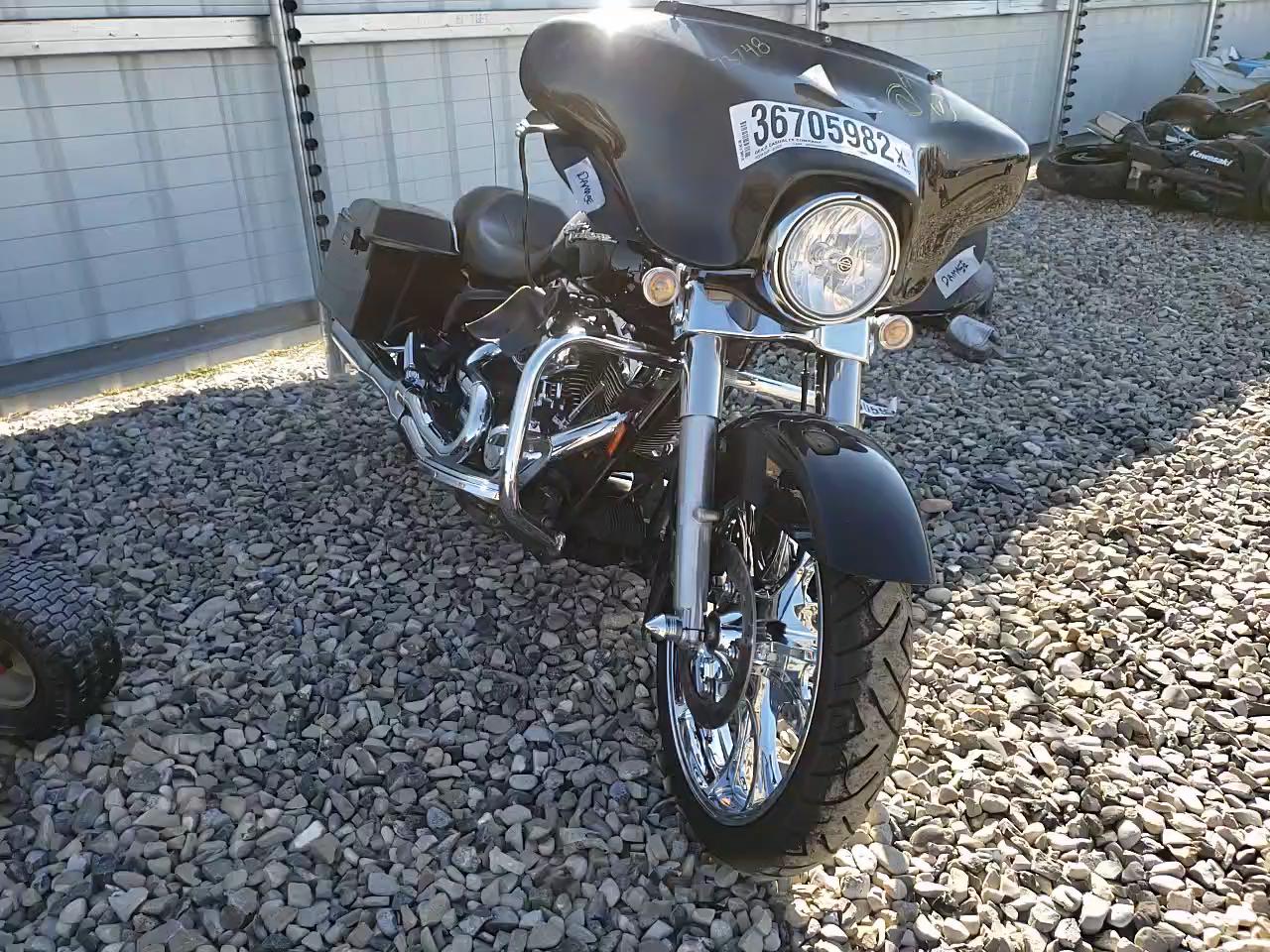 2007 HARLEY-DAVIDSON FLHX 1HD1KB41X7Y612844