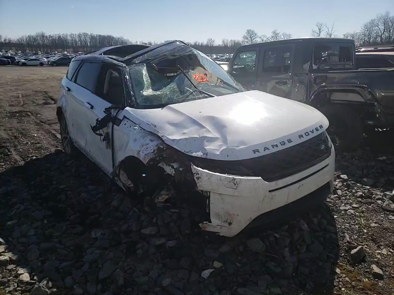 2022 LAND ROVER EVOQUE SALZP2FX1NH162921