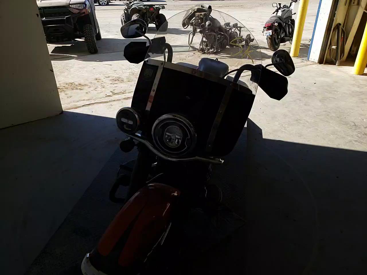 2020 HARLEY-DAVIDSON FLHCS 1HD1YBK10LB014261