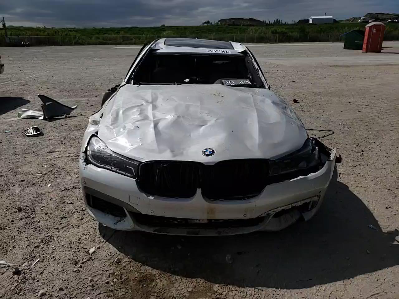 2019 BMW M760 XI WBA7H6C5XKG615101